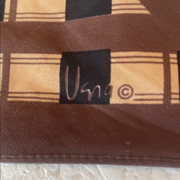 Vintage 70s Vera Checkered geometric oblong skinny narrow split Scarf brown tan - Picture 8 of 8